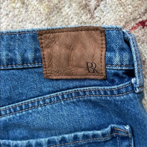 Banana Republic Women’s Mid-Rise Stovepipe Button Fly Jeans Size 27 - Picture 5 of 13